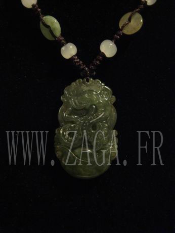 Collier jade signe chinois serpant