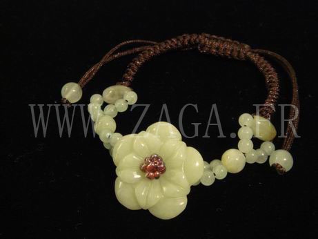Bracelet jade fleur