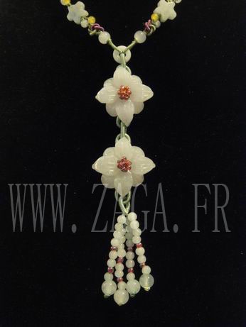 Collier jade double fleurs
