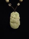 Collier jade signe chinois lapin